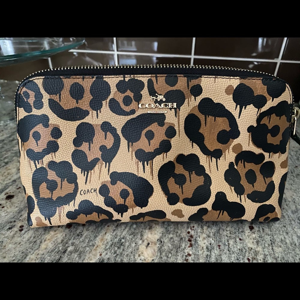 Coach case